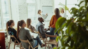 How to Run a Customer Experience Workshop for Your Team